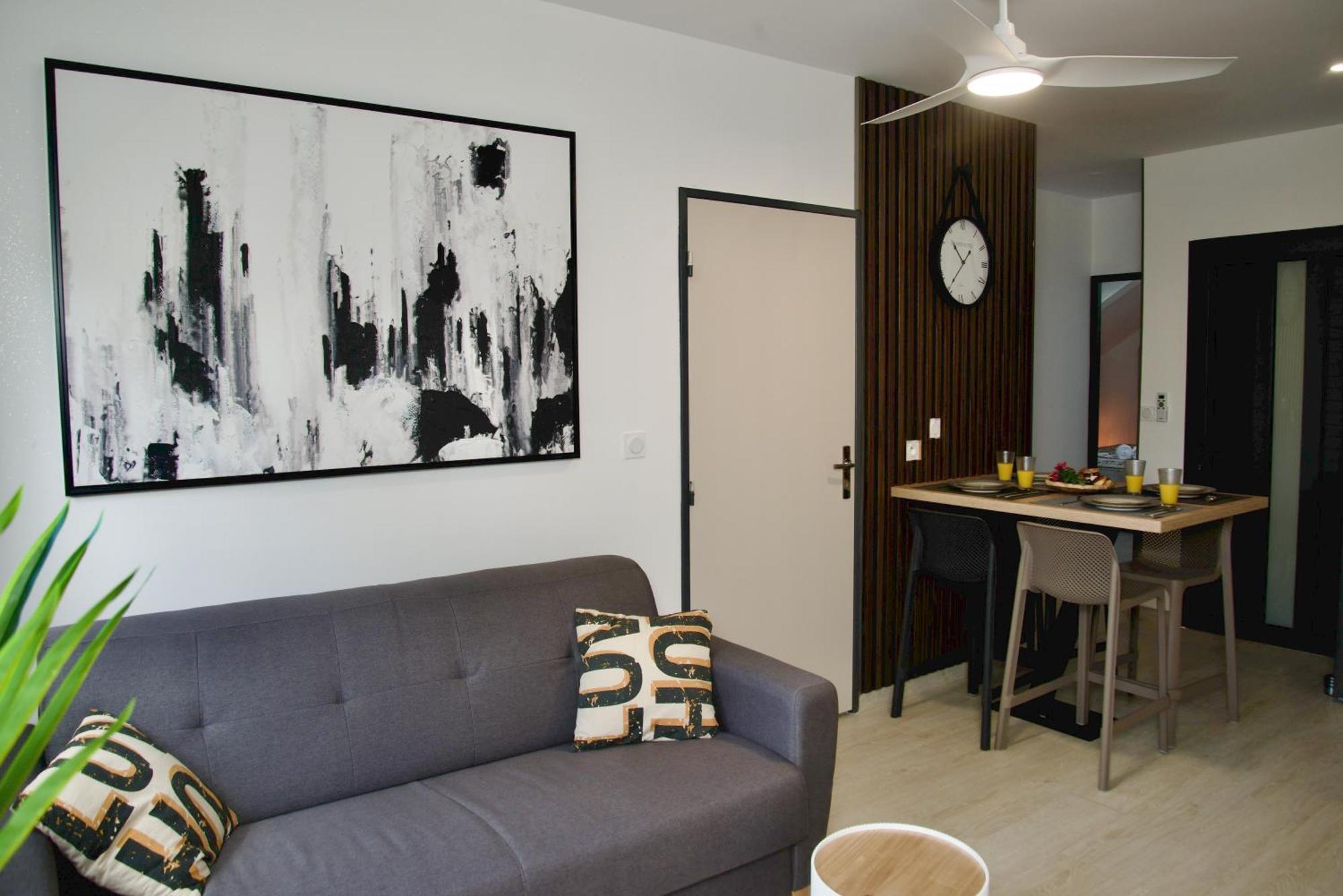 Chez Nathalie Et Jean Hugues Apartment Le Onzieme Bagian luar foto